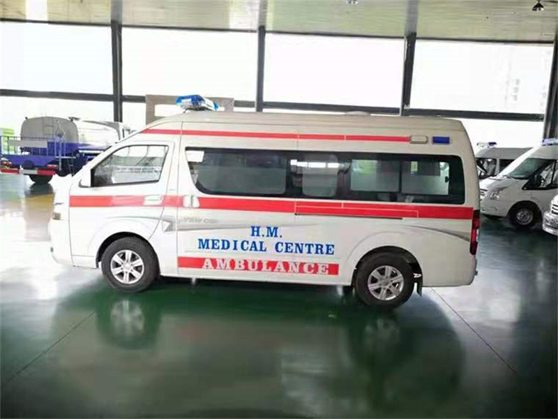 福田G9救護(hù)車（轉(zhuǎn)運(yùn)型、監(jiān)護(hù)型）汽油版